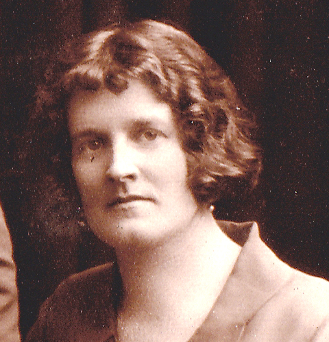 Photo of photos/Bessie Linda McLennan 1903-1976 portrait